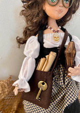 Load image into Gallery viewer, 35cm doll Pattern🩱Bookworm Witch Doll🎃/ No Face center seam