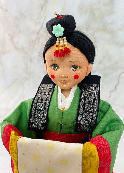 Hanbok doll 👘 Korean Wedding Hanbok Doll (Wonsam)