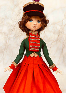 35cm doll Pattern / The woman wearing a hat with feathers (Face center seam)