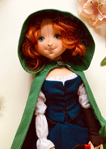 35cm doll Pattern / A woman in a cape (Face center seam)