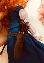 Load image into Gallery viewer, 35cm doll Pattern / A woman in a cape (Face center seam)
