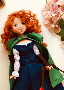 35cm doll Pattern / A woman in a cape (Face center seam)