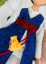 Load image into Gallery viewer, Hanbok doll / Young Nobleman (Doryeong)
