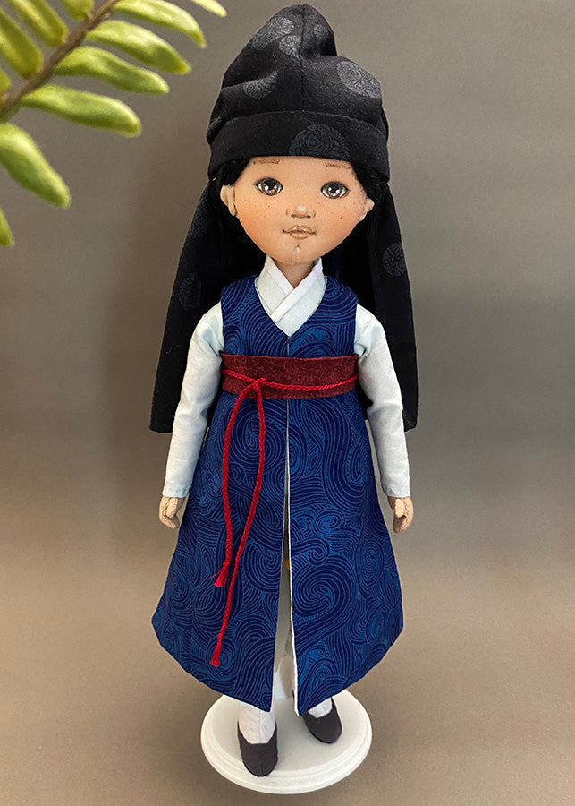 Hanbok doll 👘 Doryeong (Jeonbok)