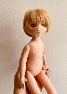 33cm Doll Body Pattern / Basic Standing Doll Body (Face center seam)