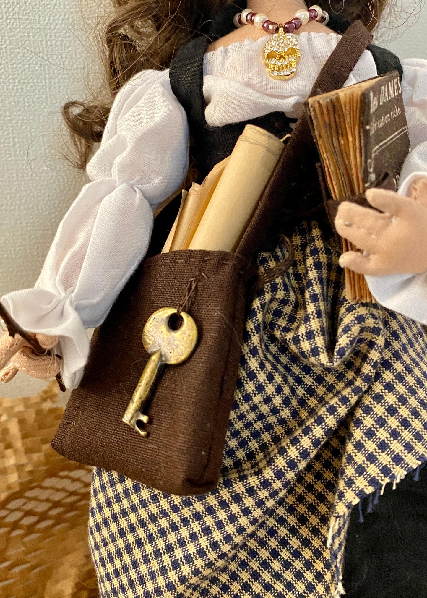 35cm doll Pattern🩱Bookworm Witch Doll🎃/ No Face center seam