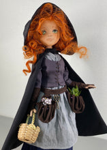 Load image into Gallery viewer, 35cm doll Pattern🩱Green Witch Doll🎃/ No Face center seam
