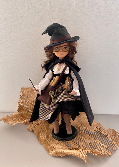 35cm doll Pattern🩱Bookworm Witch Doll🎃/ No Face center seam