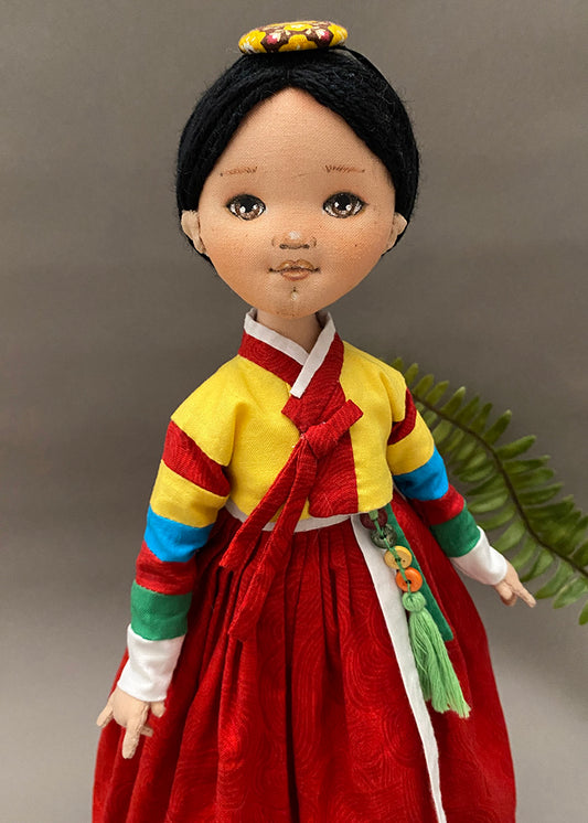 Hanbok doll 👘A Young Lady Agassi ( Saekdong Jeogori)