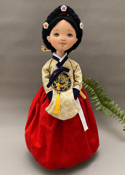 Hanbok doll 👘 Korean Noblewoman (Dangui)