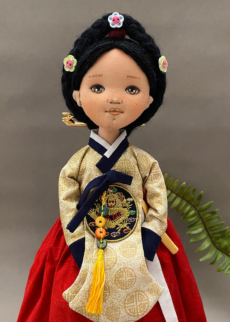 Hanbok doll 👘 Korean Noblewoman (Dangui)