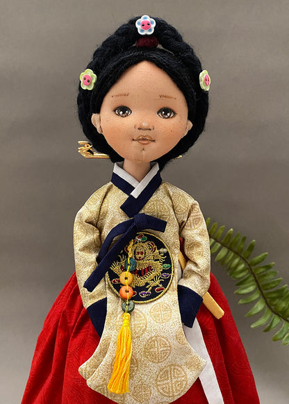 Hanbok doll 👘 Korean Noblewoman (Dangui)