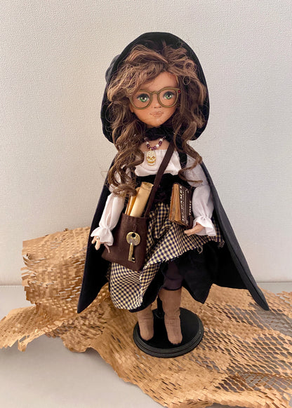35cm doll Pattern🩱Bookworm Witch Doll🎃/ No Face center seam