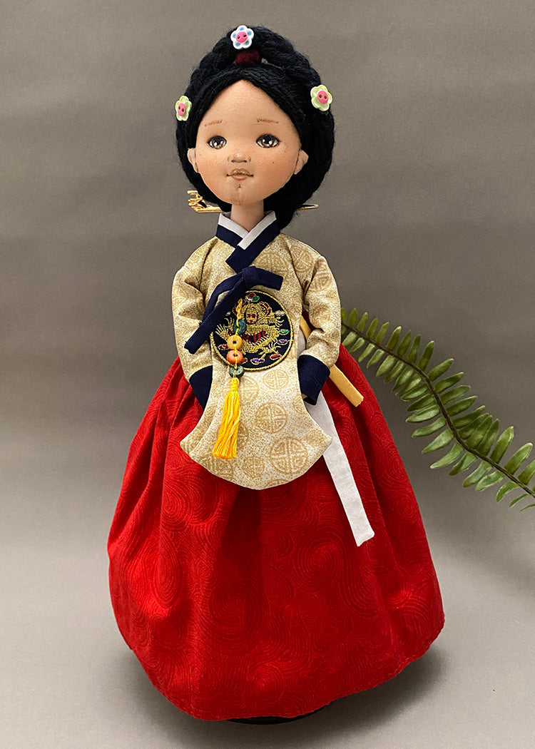 Hanbok doll 👘 Korean Noblewoman (Dangui)