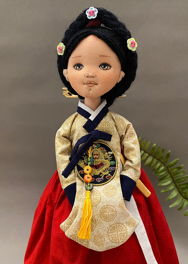 Hanbok doll 👘 Korean Noblewoman (Dangui)