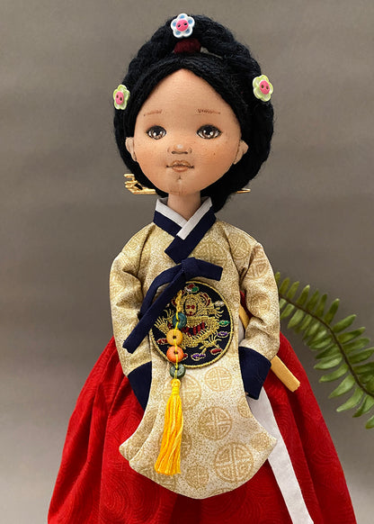 Hanbok doll 👘 Korean Noblewoman (Dangui)