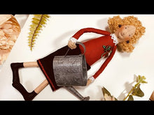 Load and play video in Gallery viewer, Easy Doll Pattern / olive
