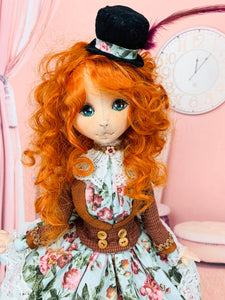 35cm doll Pattern /  Lady Hatt (Face center seam)