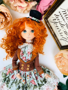 35cm doll Pattern /  Lady Hatt (Face center seam)